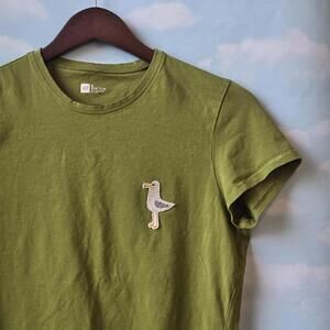 Seagull embroidered patch *  Upcycled Tshirt * Green Tee * Cartoon Bird design
